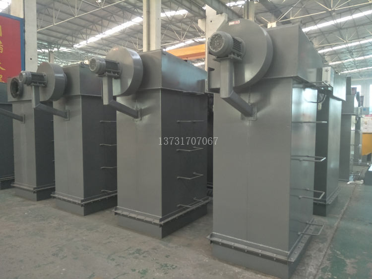 2018年最新研發(fā)15m2、25m2倉(cāng)頂布袋除塵器投放市場(chǎng)